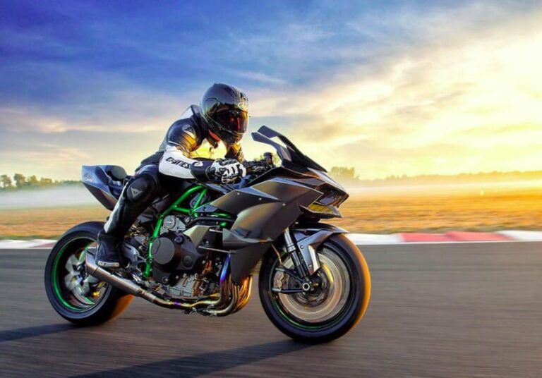 Khóa học bằng lái mô tô hạng A trên 125cc – Trường Đào tạo Lái xe Đại học An Ninh Nhân Dân - Thủ Đức