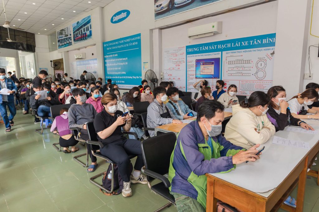 11 - Học lái xe Đại học An Ninh, Thủ Đức